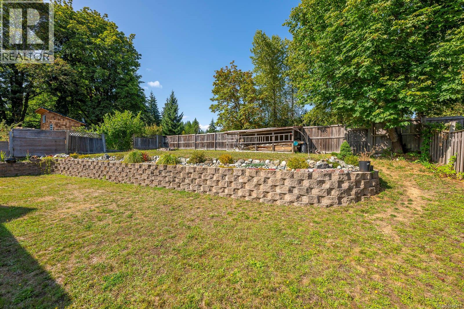 2612 Dunsmuir Ave, Cumberland, British Columbia  V0R 1S0 - Photo 19 - 1049813