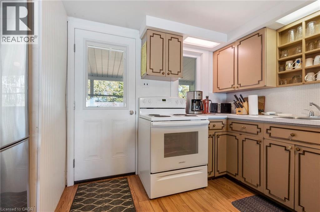 37 Woodstock Avenue, Long Point, Ontario  N0E 1M0 - Photo 6 - 40856657