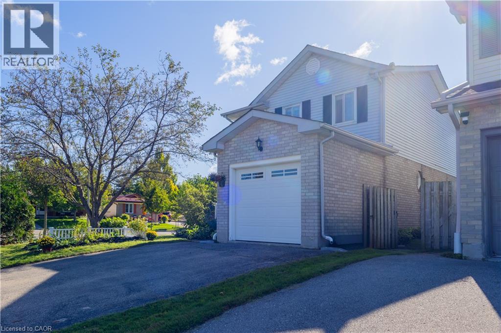 588 Drummerhill Crescent, Waterloo, Ontario  N2T 1G4 - Photo 3 - 40862943