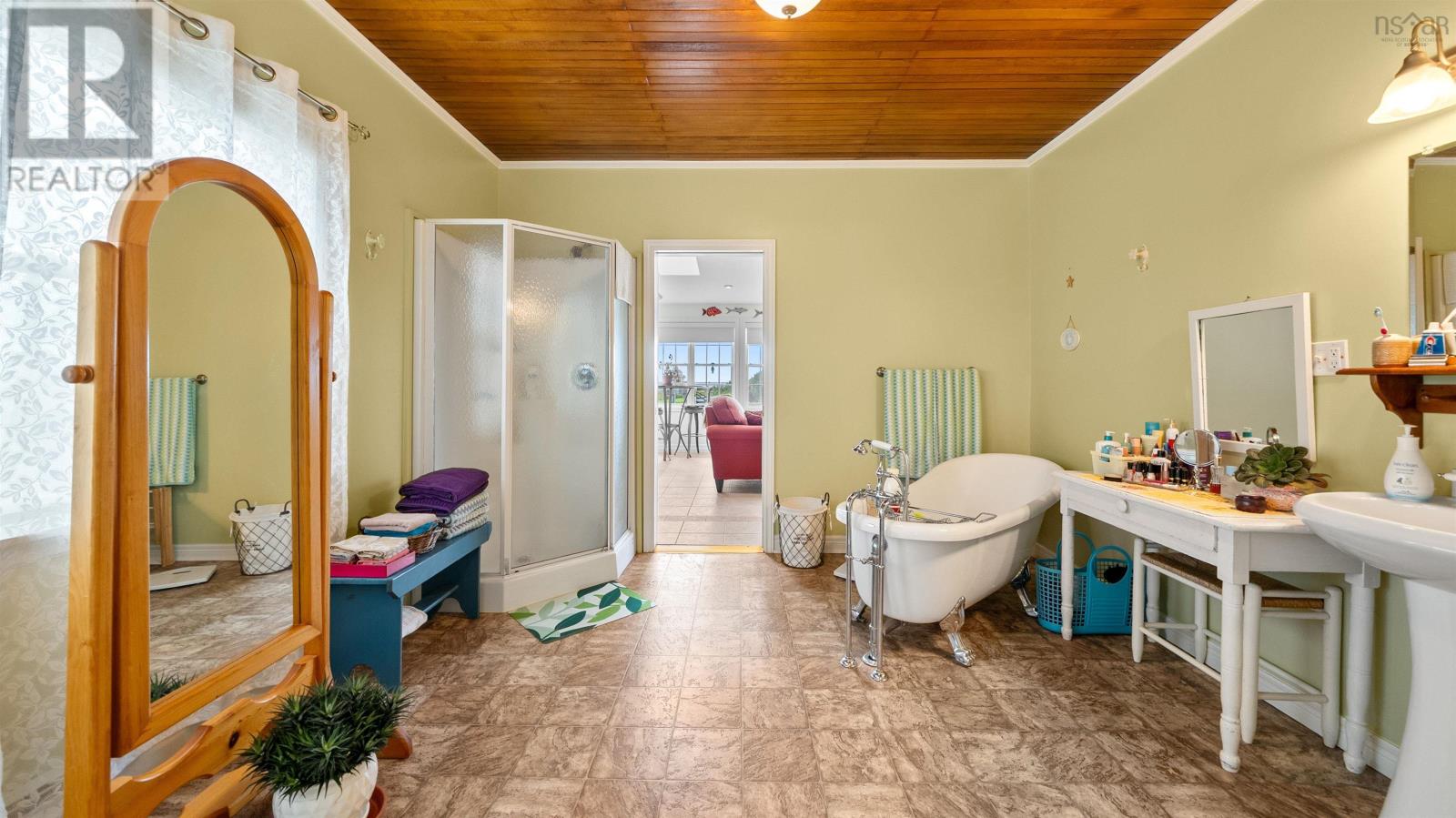 18 Harbourview Drive, Port Bickerton, Nova Scotia  B0J 1A0 - Photo 29 - 202623371