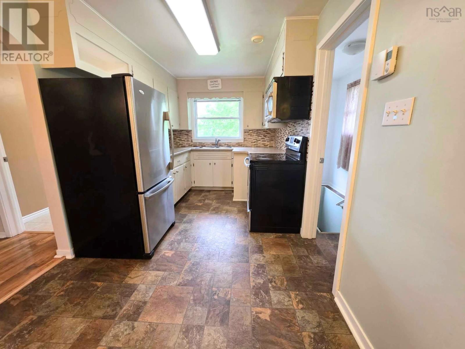 59 Lynne Drive, Sydney, Nova Scotia  B1P 2Z7 - Photo 13 - 202623374