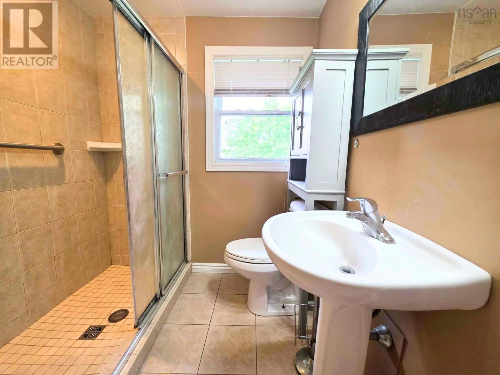 59 Lynne Drive, Sydney, Nova Scotia  B1P 2Z7 - Photo 9 - 202623374