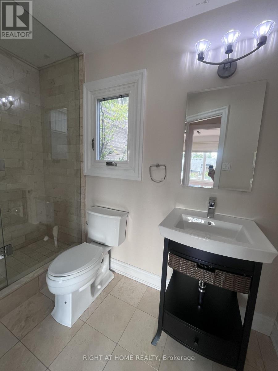 63 Walker Avenue, Toronto, Ontario  M4V 1G3 - Photo 30 - C13737568