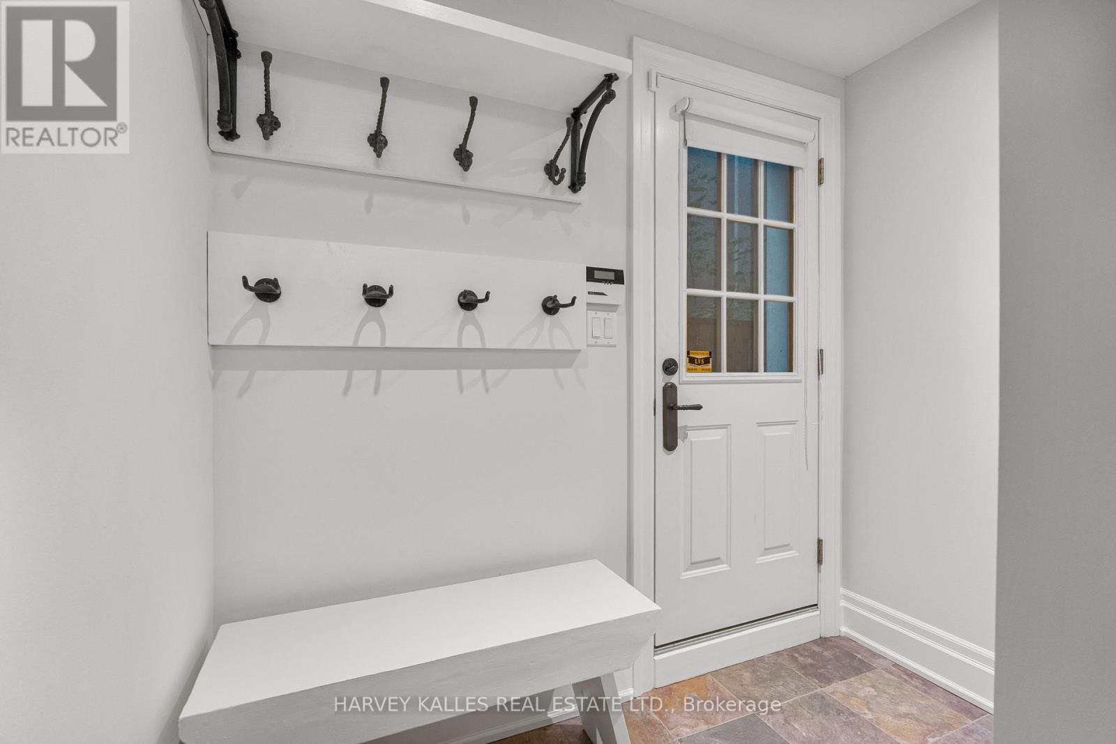 121 Johnston Avenue, Toronto, Ontario  M2N 1H1 - Photo 33 - C13786852