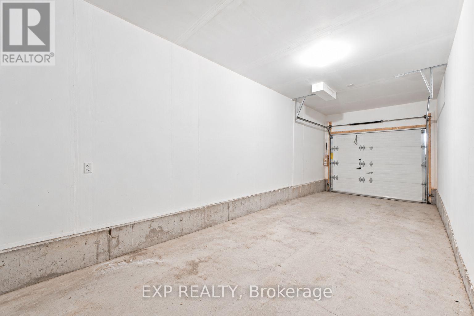 21 Magnolia Lane, Barrie, Ontario L9J 0N9 - Photo 24 - S13784700