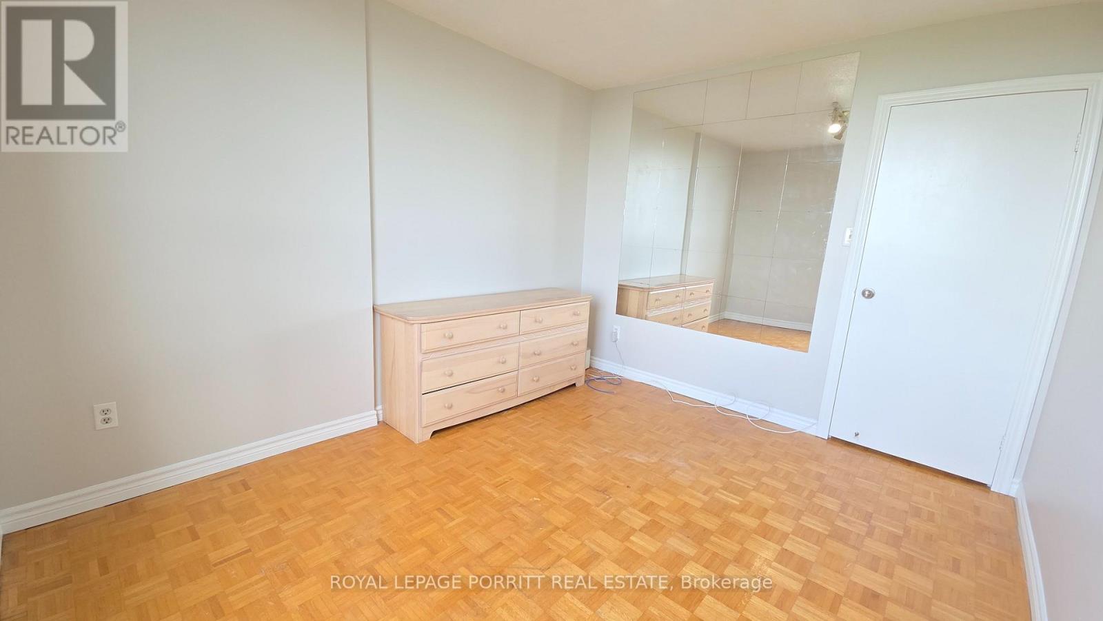 1704 - 1535 Lakeshore Road E, Mississauga, Ontario  L5E 3E2 - Photo 20 - W13785274