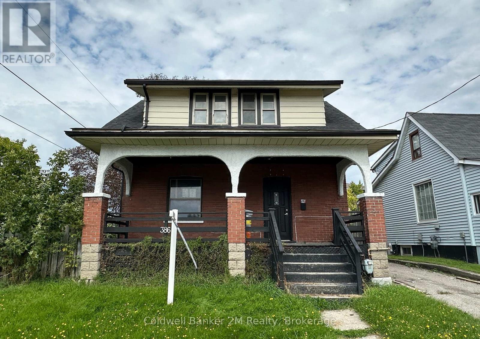 386 PINE AVENUE, Oshawa, Ontario