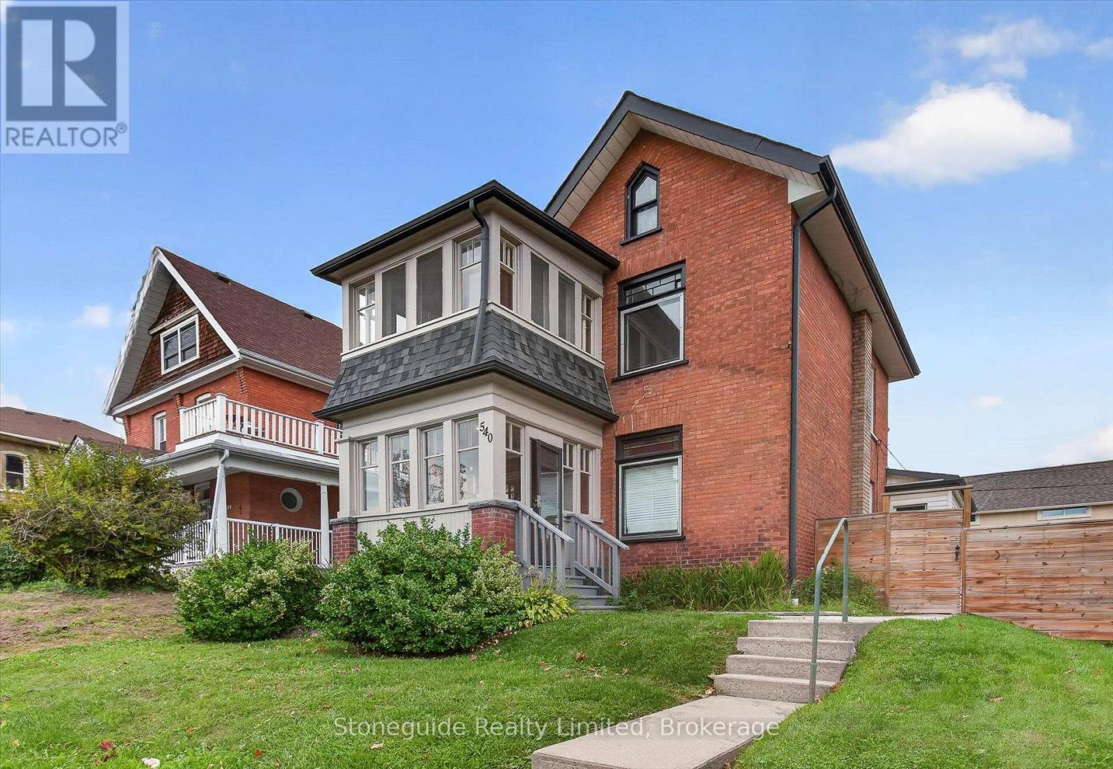 540 CHARLOTTE STREET, Peterborough, Ontario