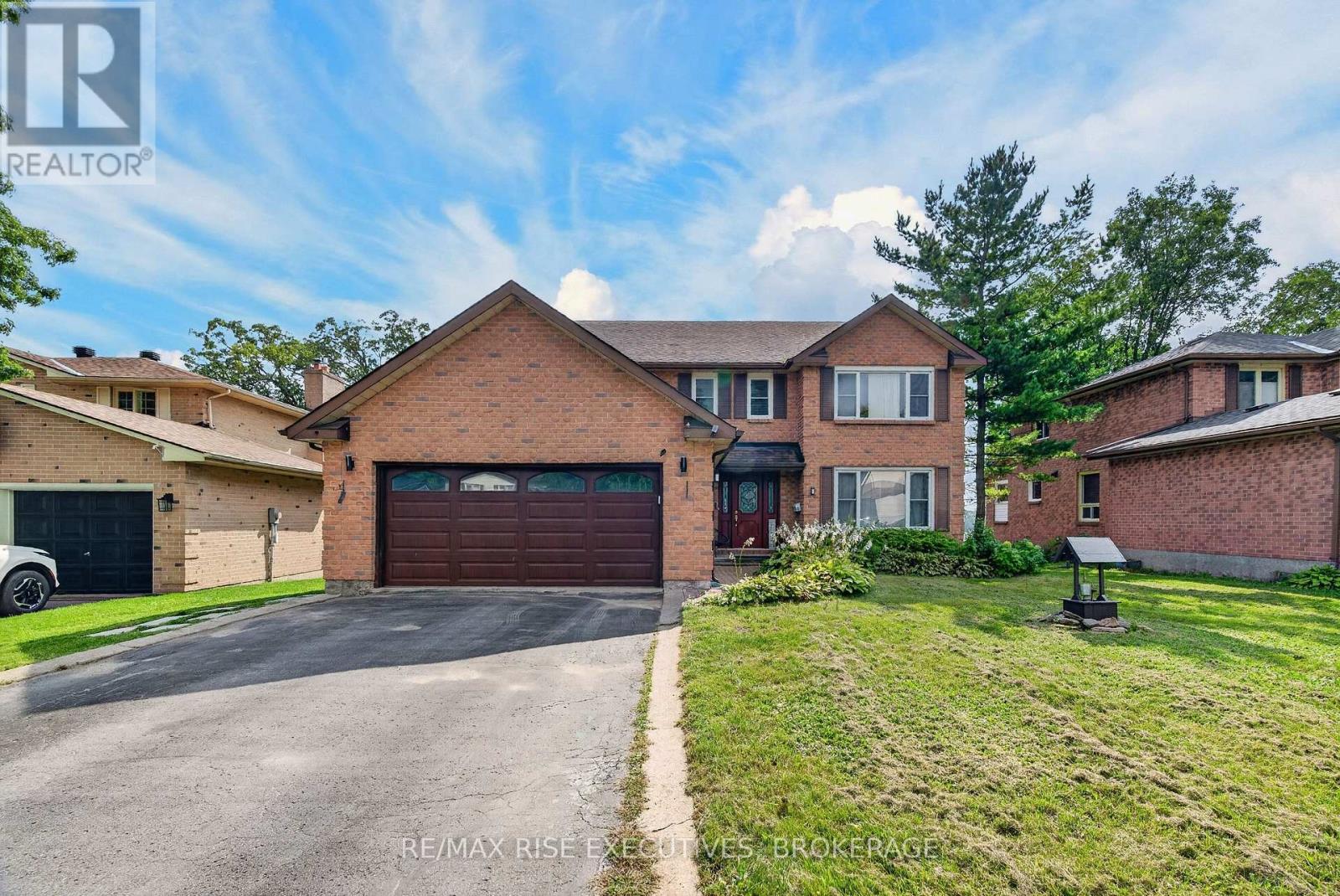 601 Forest Hill Drive, Kingston, Ontario  K7M 7N6 - Photo 3 - X13787108