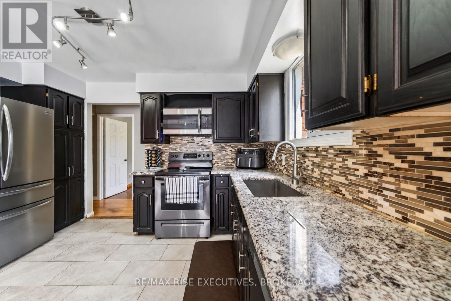 601 Forest Hill Drive, Kingston, Ontario  K7M 7N6 - Photo 9 - X13787108