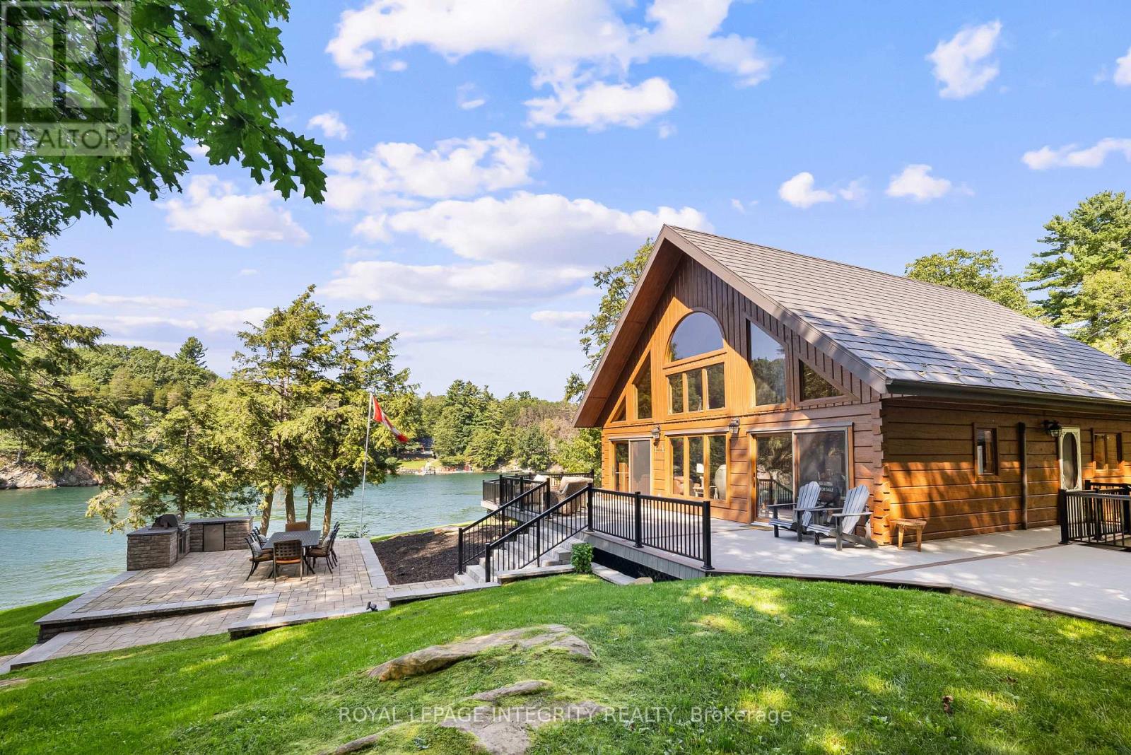 26 WALLACE ISLAND, Leeds and the Thousand Islands, Ontario