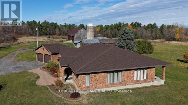 2315 Styles Side Road, Ottawa, Ontario  K0A 2H0 - Photo 2 - X13787086