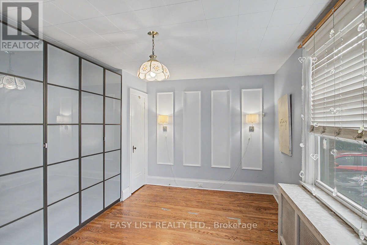 77 Avondale Avenue, Toronto, Ontario  M2N 2V1 - Photo 10 - C13787112