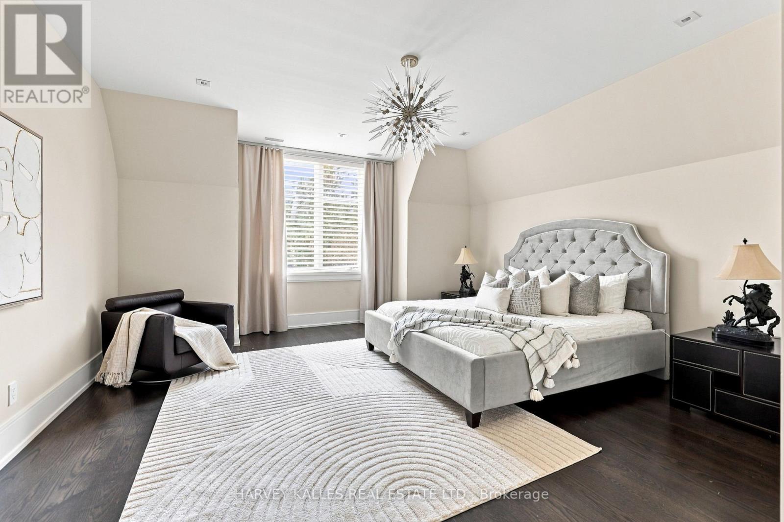 126 Sandringham Drive, Toronto, Ontario  M3H 1E3 - Photo 34 - C13787138