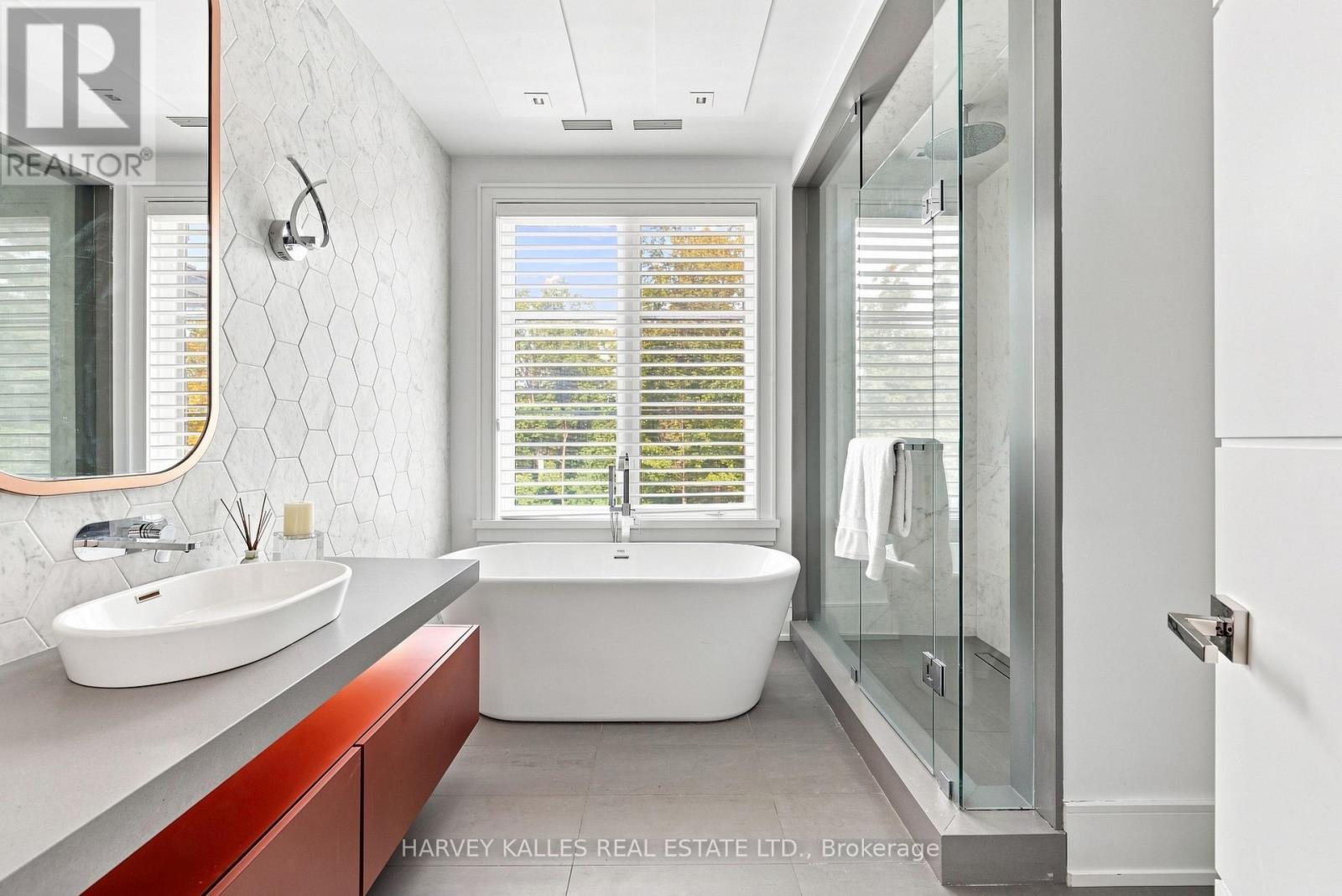 126 Sandringham Drive, Toronto, Ontario  M3H 1E3 - Photo 35 - C13787138