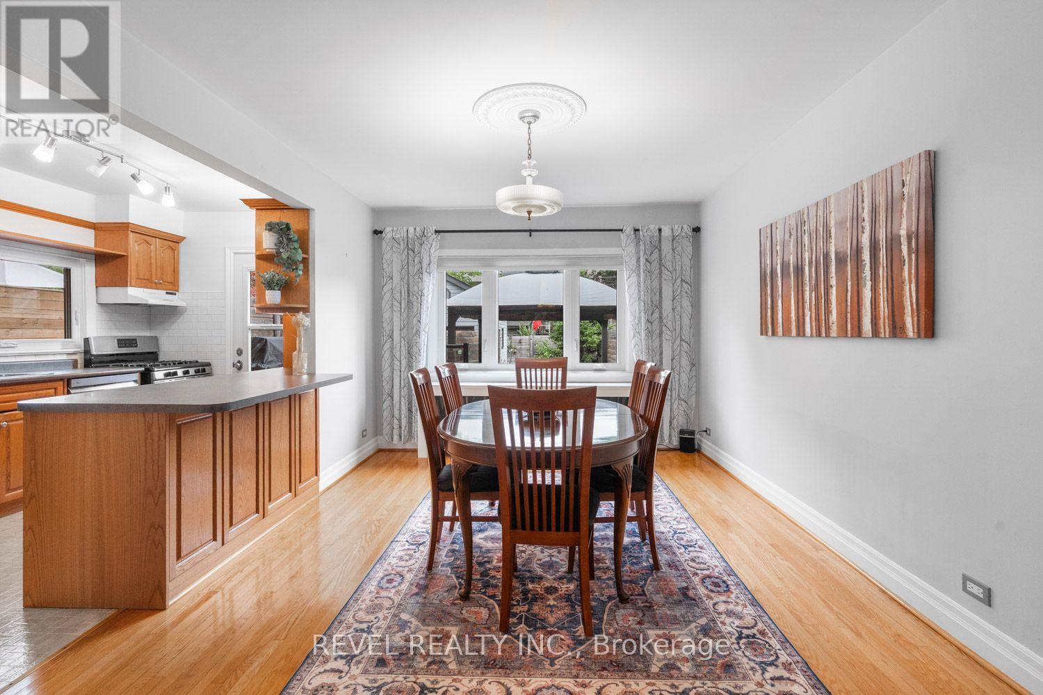 165 Northcliffe Boulevard, Toronto, Ontario  M6E 3K5 - Photo 12 - C13787214
