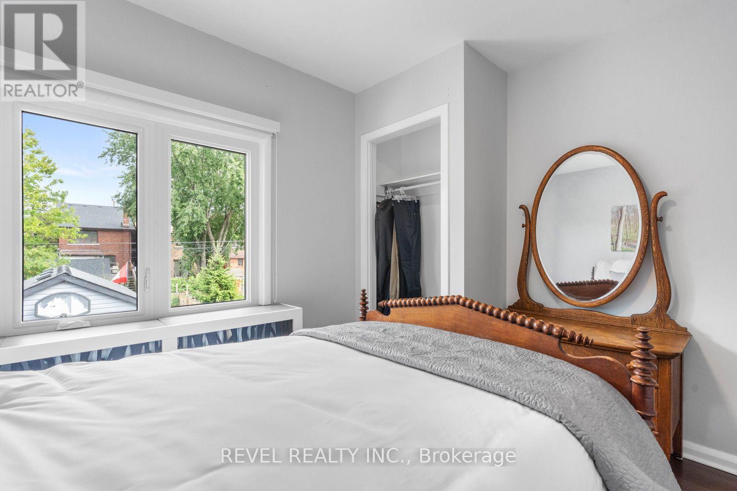 165 Northcliffe Boulevard, Toronto, Ontario  M6E 3K5 - Photo 21 - C13787214
