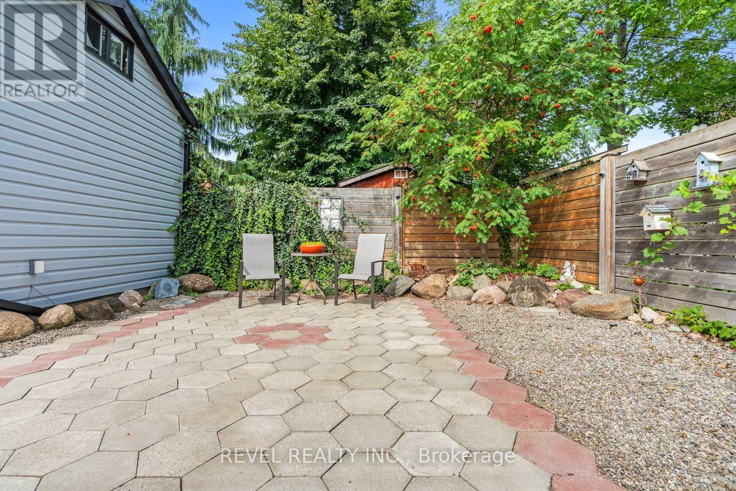 165 Northcliffe Boulevard, Toronto, Ontario  M6E 3K5 - Photo 33 - C13787214