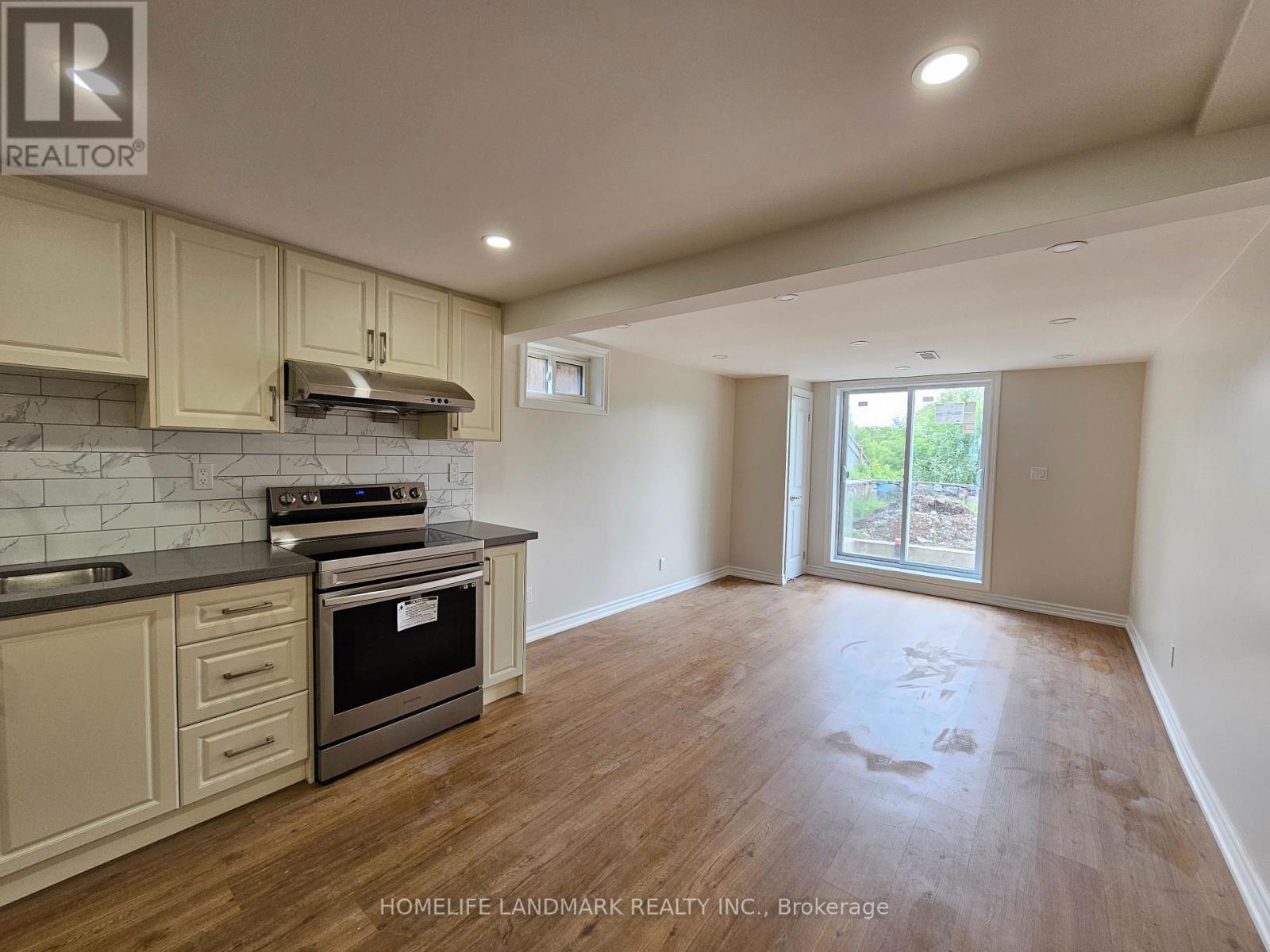 Lower - 499 Tennyson Court, Oshawa, Ontario  L1H 3K8 - Photo 10 - E13787140