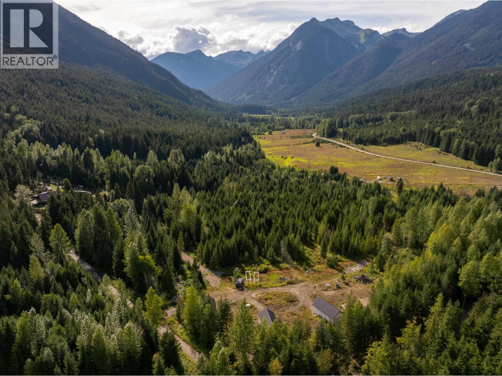 2730 Blackwater Road, D'arcy, British Columbia  V0N 1L0 - Photo 10 - R3165626