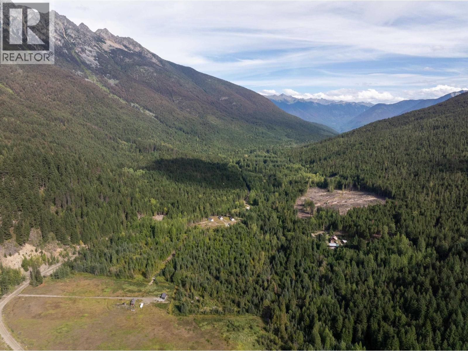 2730 Blackwater Road, D'arcy, British Columbia  V0N 1L0 - Photo 11 - R3165626