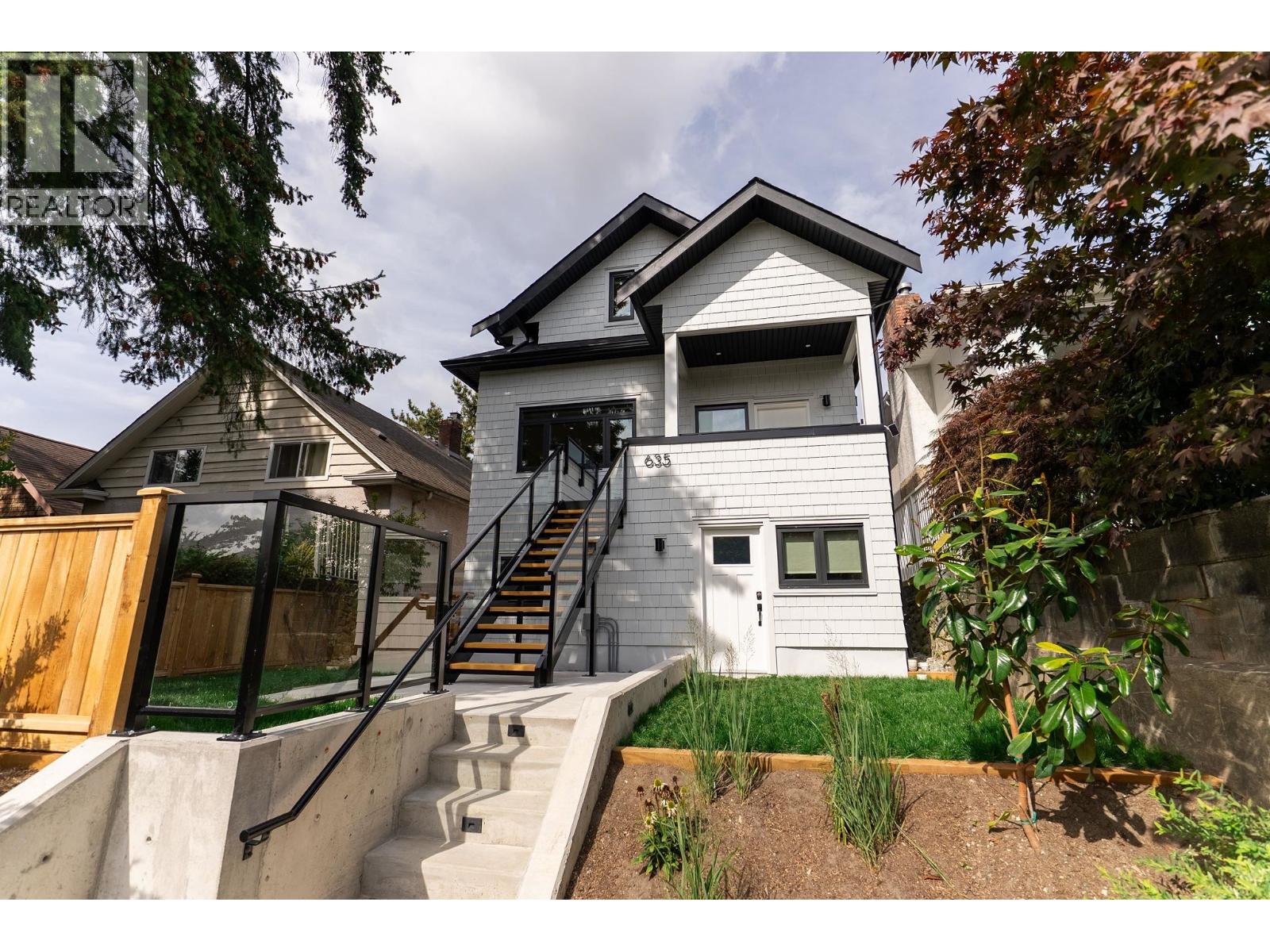 635 E 22ND AVENUE, vancouver, British Columbia