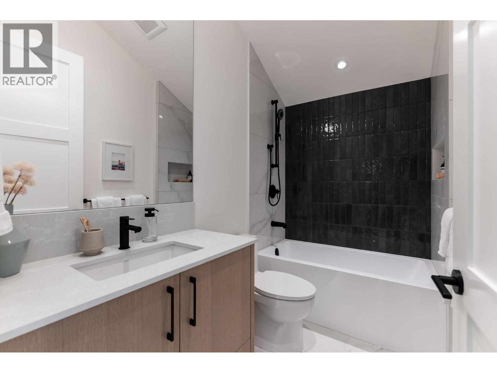 635 E 22nd Avenue, Vancouver, British Columbia  V5V 1V3 - Photo 23 - R3165647