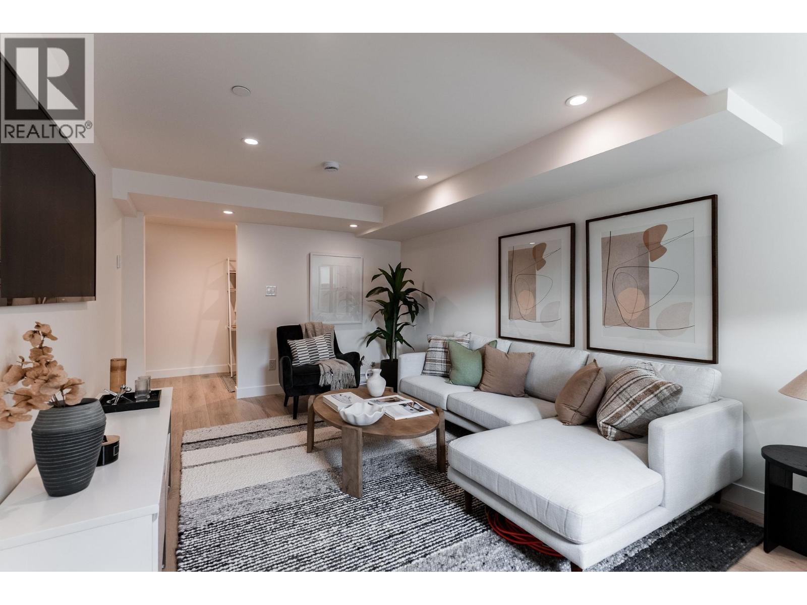 635 E 22nd Avenue, Vancouver, British Columbia  V5V 1V3 - Photo 27 - R3165647