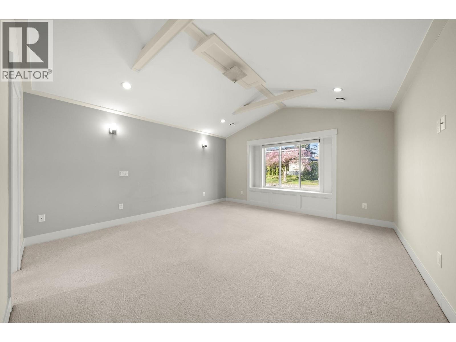 7028 Broadway, Burnaby, British Columbia  V5A 1R8 - Photo 17 - R3165648