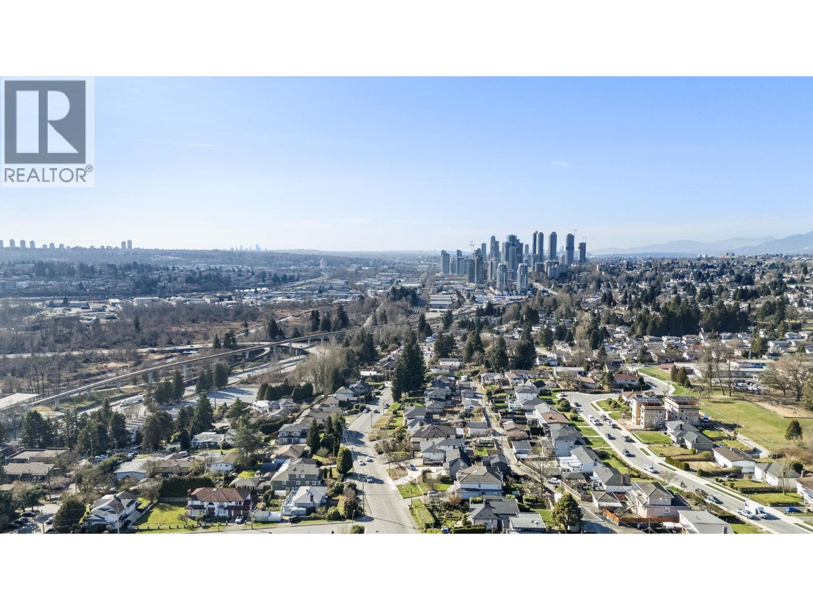 7028 Broadway, Burnaby, British Columbia  V5A 1R8 - Photo 33 - R3165648