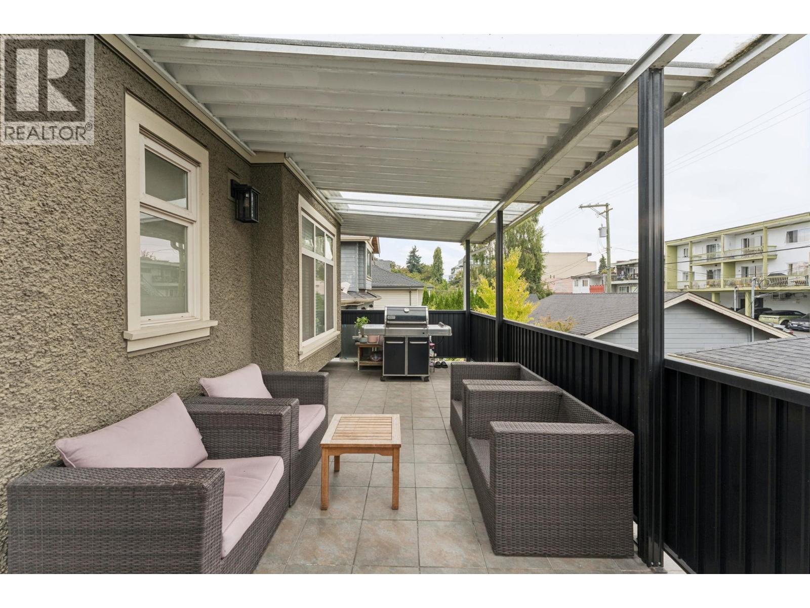 4898 Quebec Street, Vancouver, British Columbia  V5V 3M3 - Photo 11 - R3165650