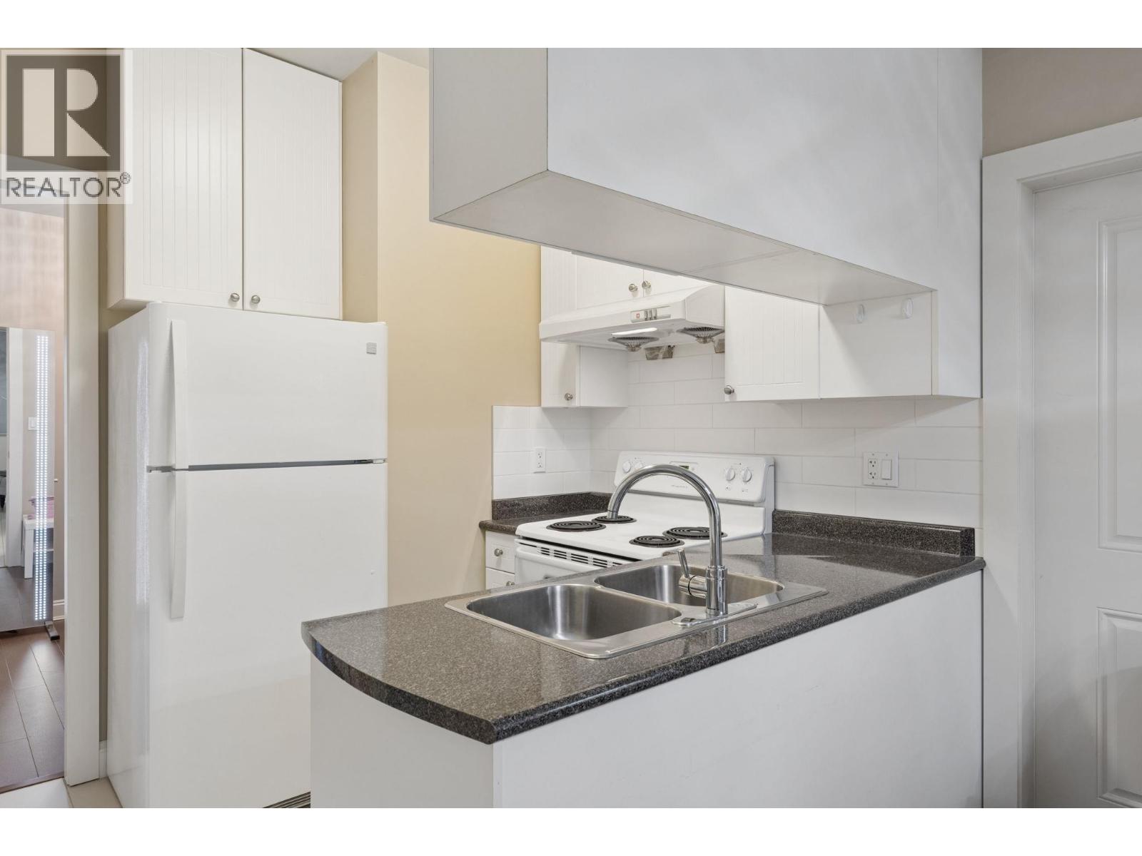 4898 Quebec Street, Vancouver, British Columbia  V5V 3M3 - Photo 19 - R3165650