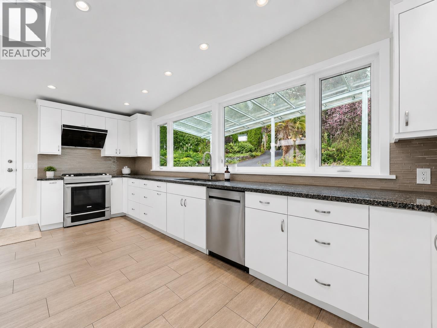 1066 Palmerston Avenue, West Vancouver, British Columbia  V7S 2J3 - Photo 11 - R3165654