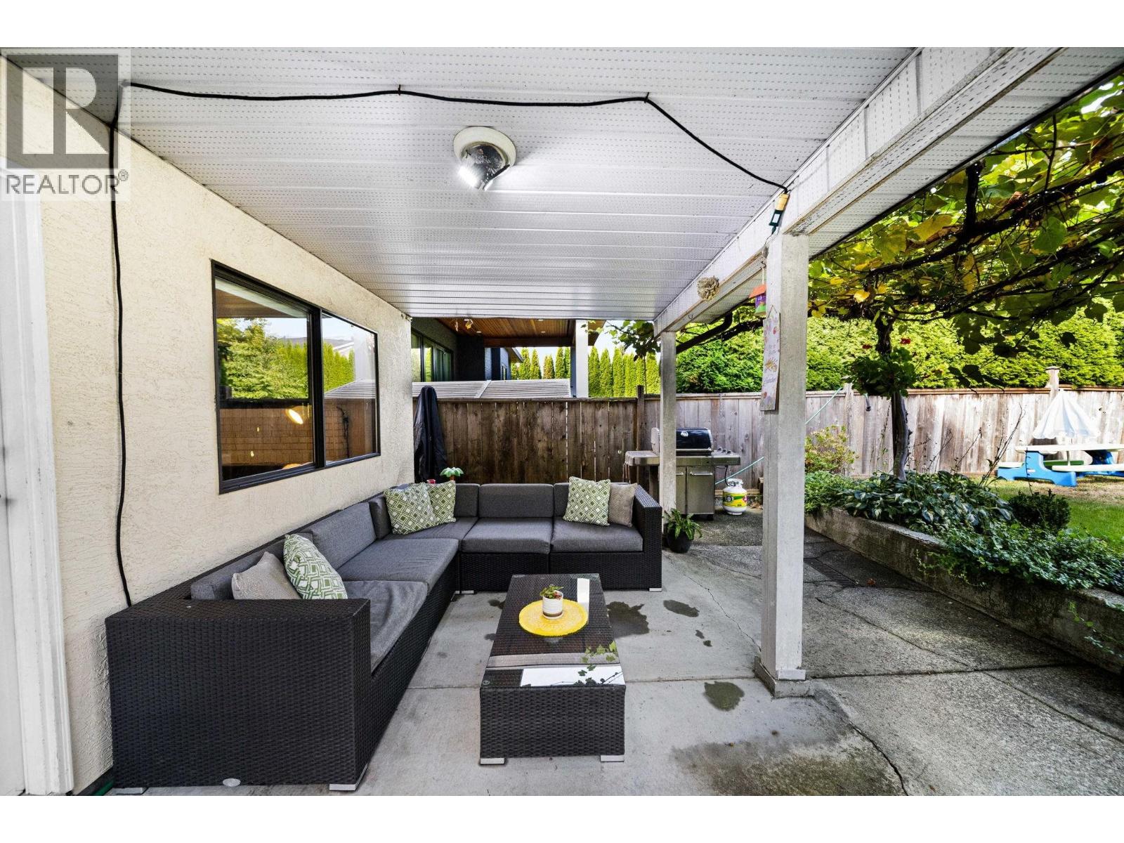 7127 Halifax Street, Burnaby, British Columbia  V5A 1M1 - Photo 37 - R3165675