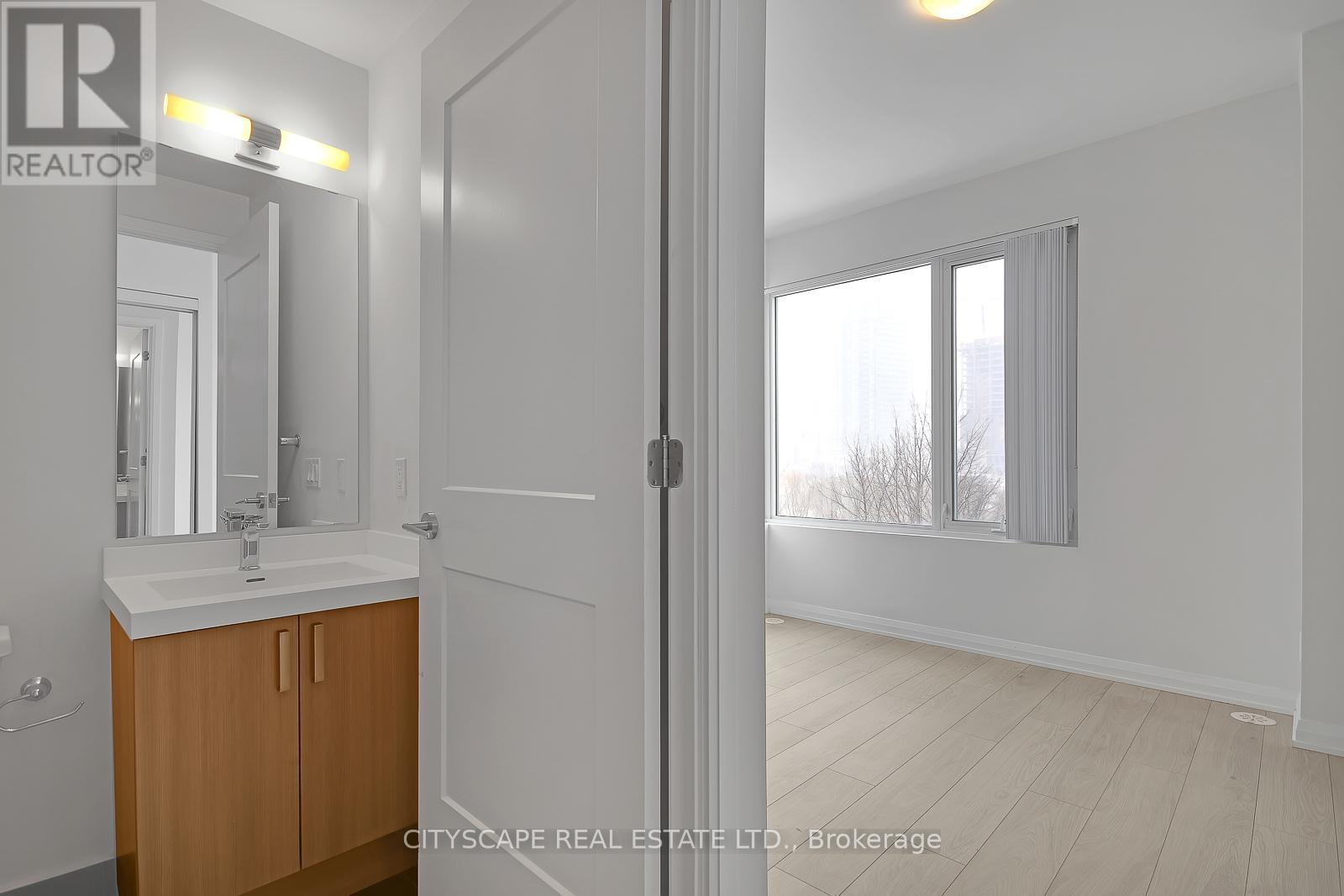 Th 53 - 1020 Portage Parkway, Vaughan, Ontario  L4K 0K3 - Photo 23 - N13787056
