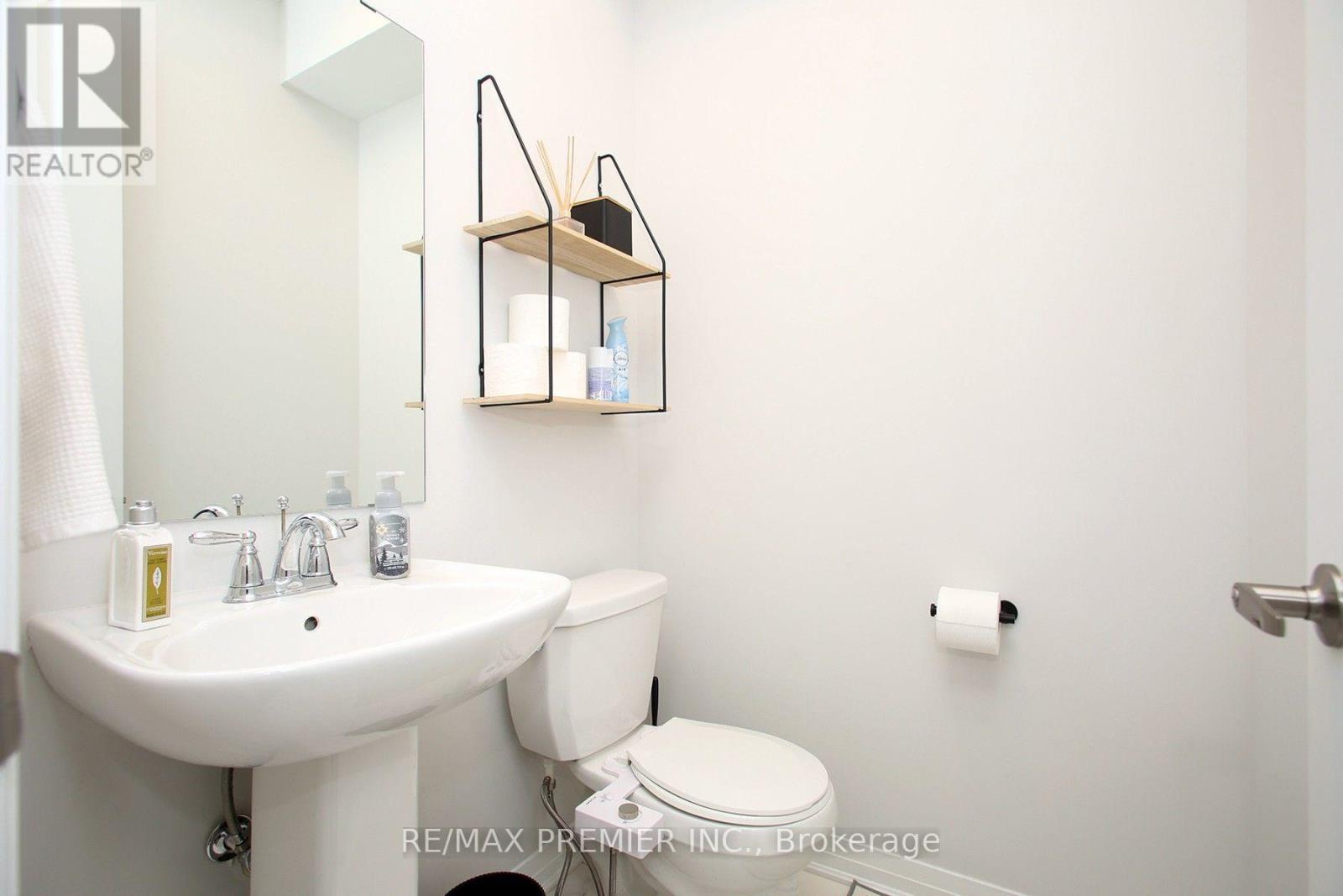 18 Landolfi Way, Bradford West Gwillimbury (Bradford), Ontario  L3Z 4L6 - Photo 17 - N13787078