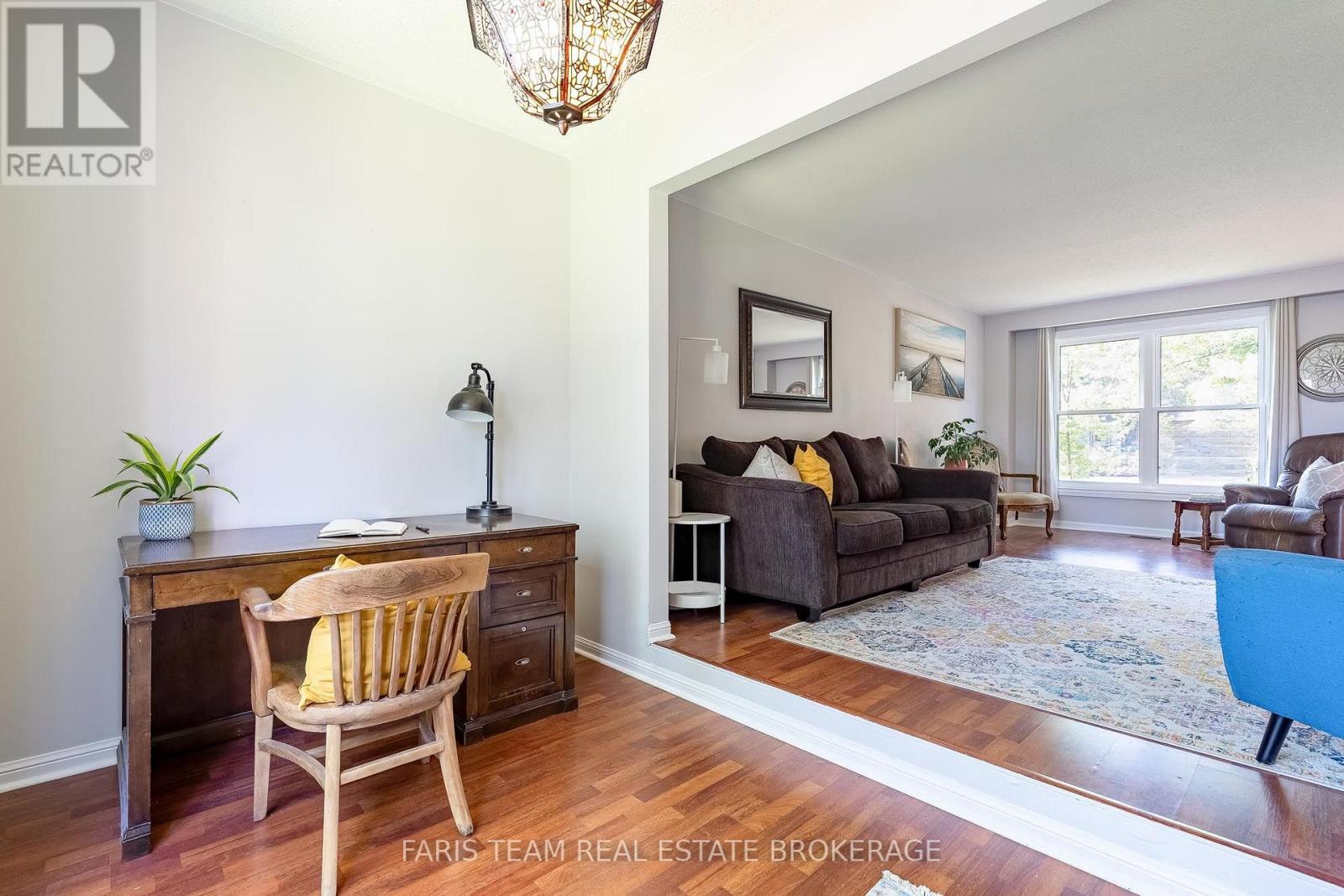 1 Susan Place, Barrie (Sunnidale), Ontario  L4N 5P3 - Photo 18 - S13787116