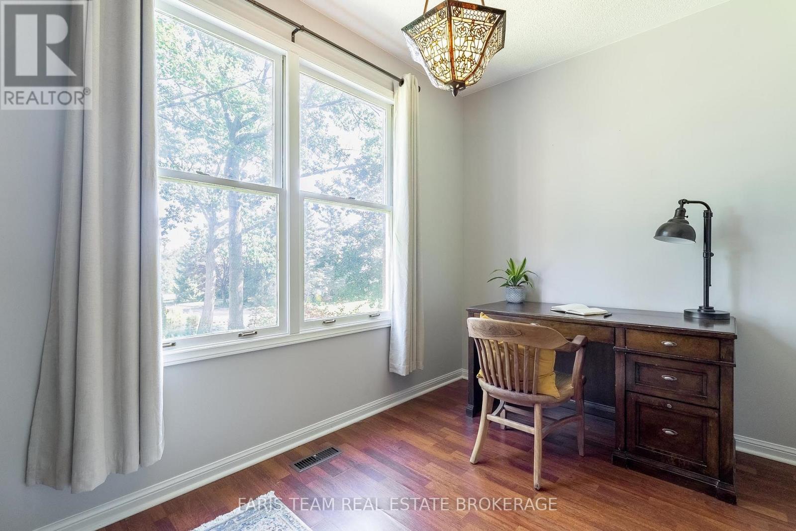 1 Susan Place, Barrie (Sunnidale), Ontario  L4N 5P3 - Photo 19 - S13787116