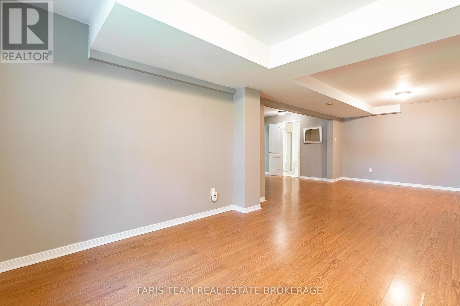 1 Susan Place, Barrie (Sunnidale), Ontario  L4N 5P3 - Photo 30 - S13787116