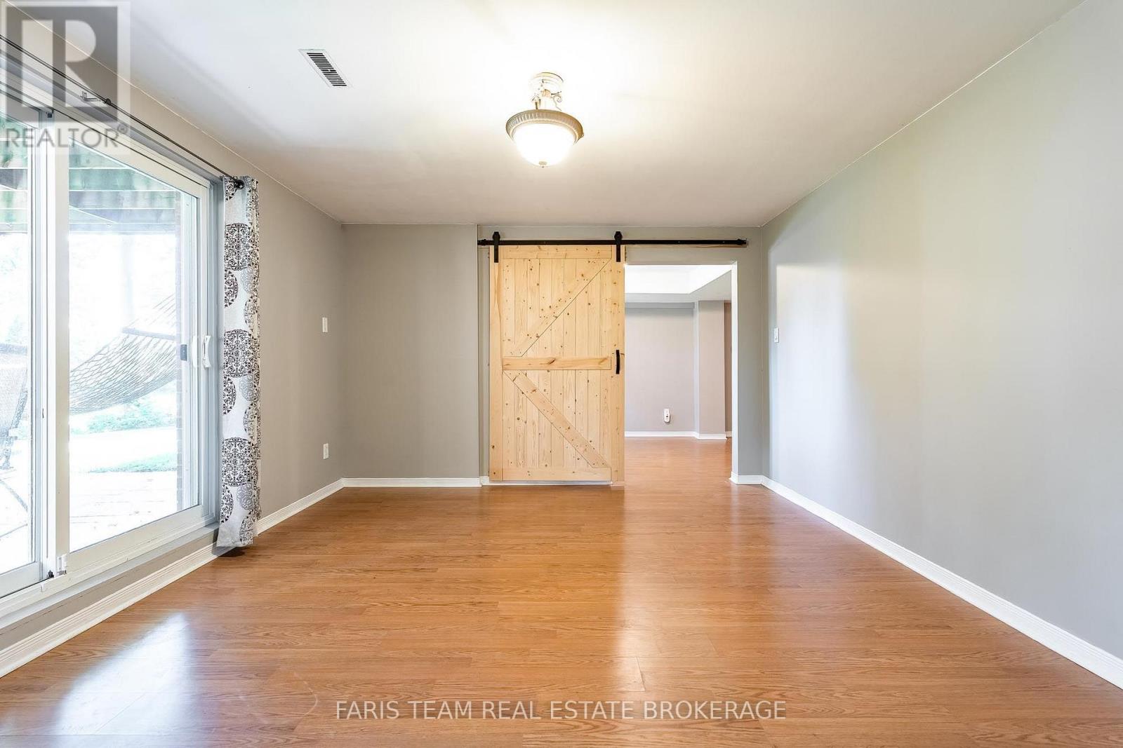 1 Susan Place, Barrie (Sunnidale), Ontario  L4N 5P3 - Photo 32 - S13787116