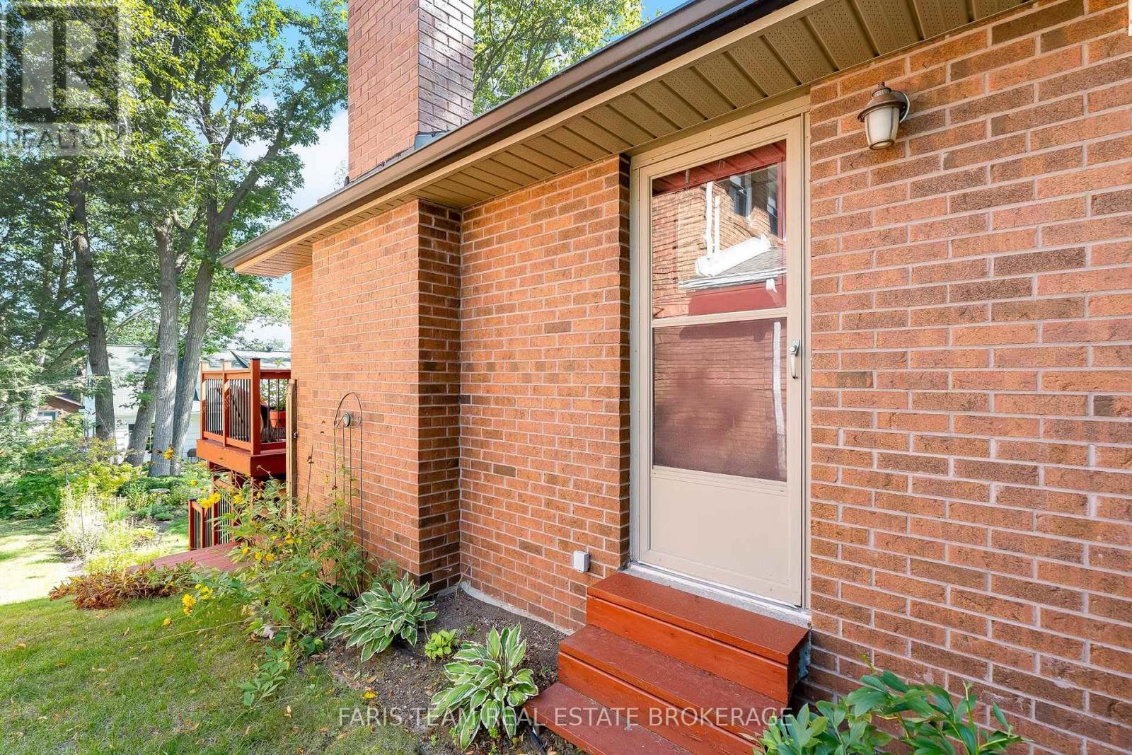 1 Susan Place, Barrie (Sunnidale), Ontario  L4N 5P3 - Photo 36 - S13787116