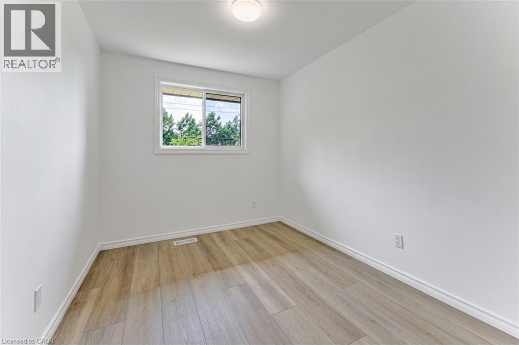 21 Vicmount Drive, Kitchener, Ontario  N2M 2A2 - Photo 22 - 40863171