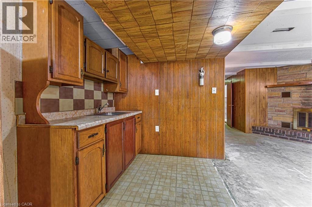 21 Vicmount Drive, Kitchener, Ontario  N2M 2A2 - Photo 33 - 40863171