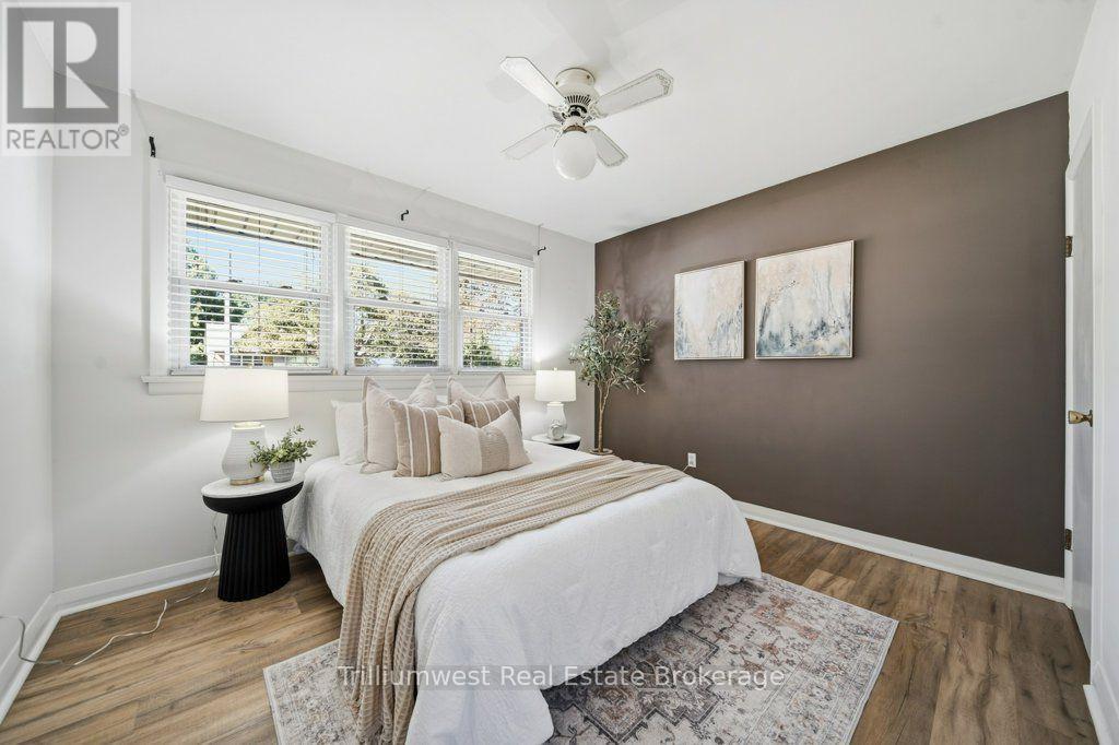 18 Maywood Road, Waterloo, Ontario N2C 2A3 - Photo 17 - X13787068