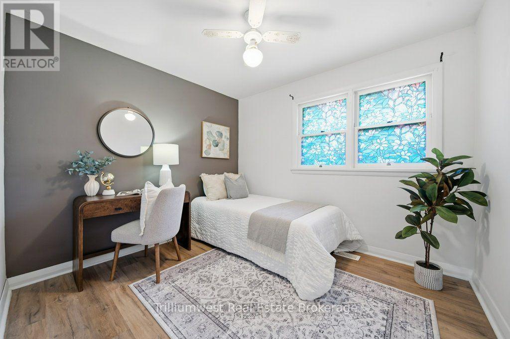 18 Maywood Road, Waterloo, Ontario N2C 2A3 - Photo 19 - X13787068
