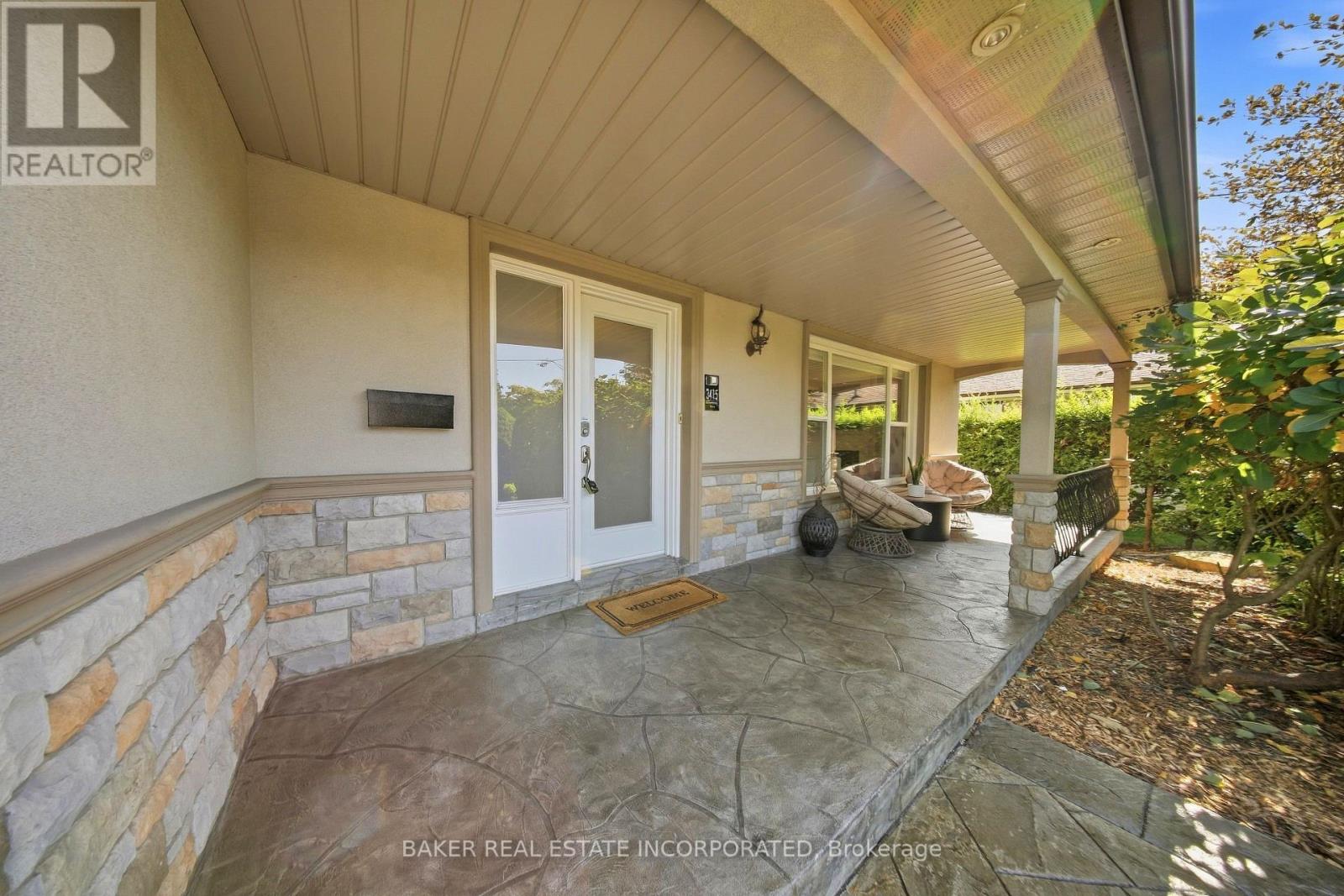 3415 Schomberg Avenue, Mississauga, Ontario  L4Y 2P5 - Photo 3 - W13787054