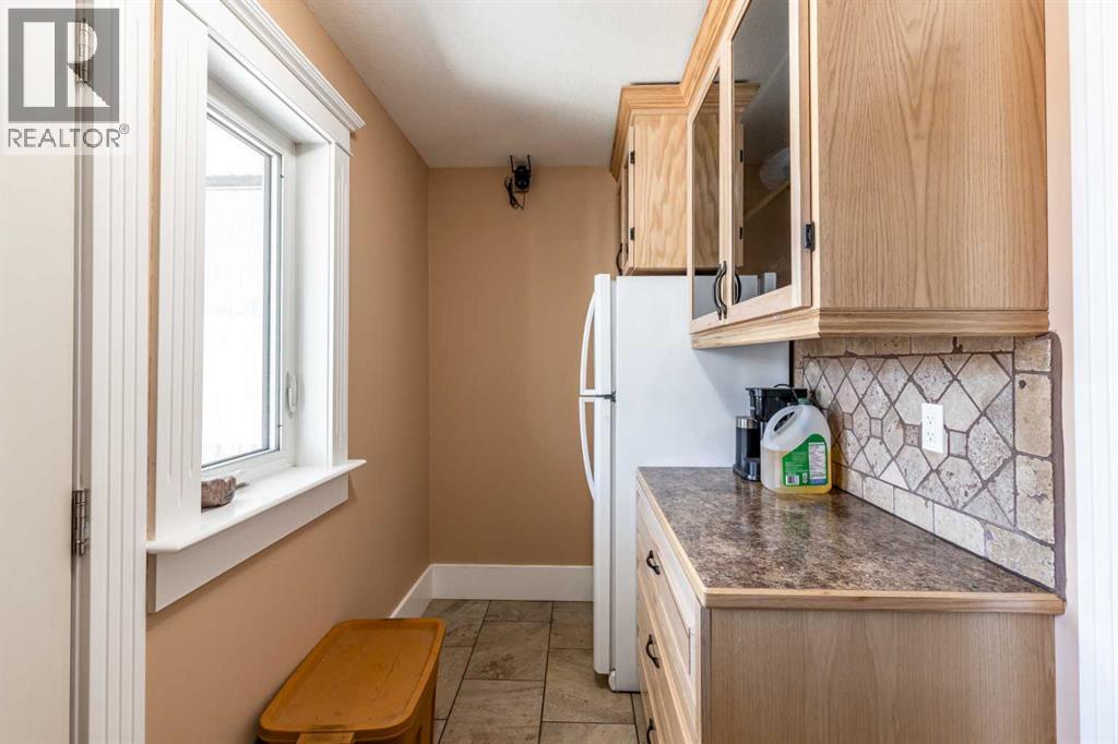 1061 Ross Street Se, Medicine Hat, Alberta  T1A 0Y2 - Photo 11 - A2309614