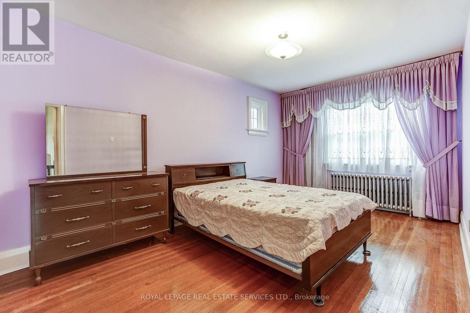 15 Oakview Avenue, Toronto, Ontario  M6P 3J3 - Photo 18 - W13787070