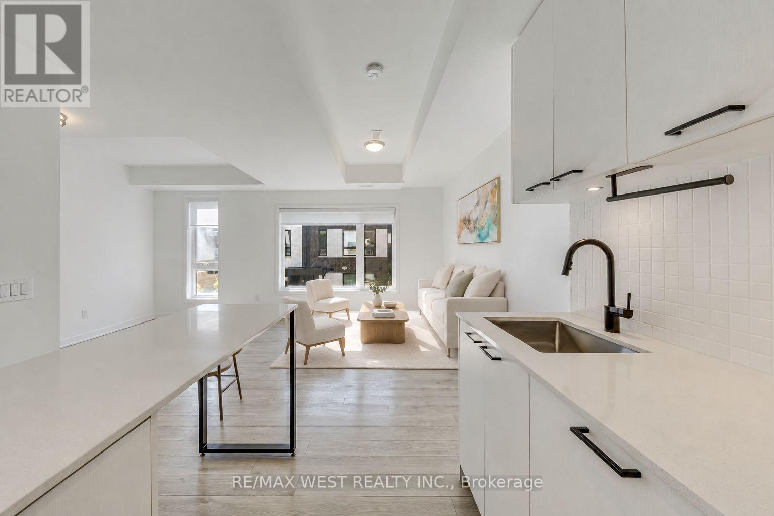 3 - 40 Ed Clark Gardens Boulevard, Toronto, Ontario  M6N 0B5 - Photo 14 - W13787204