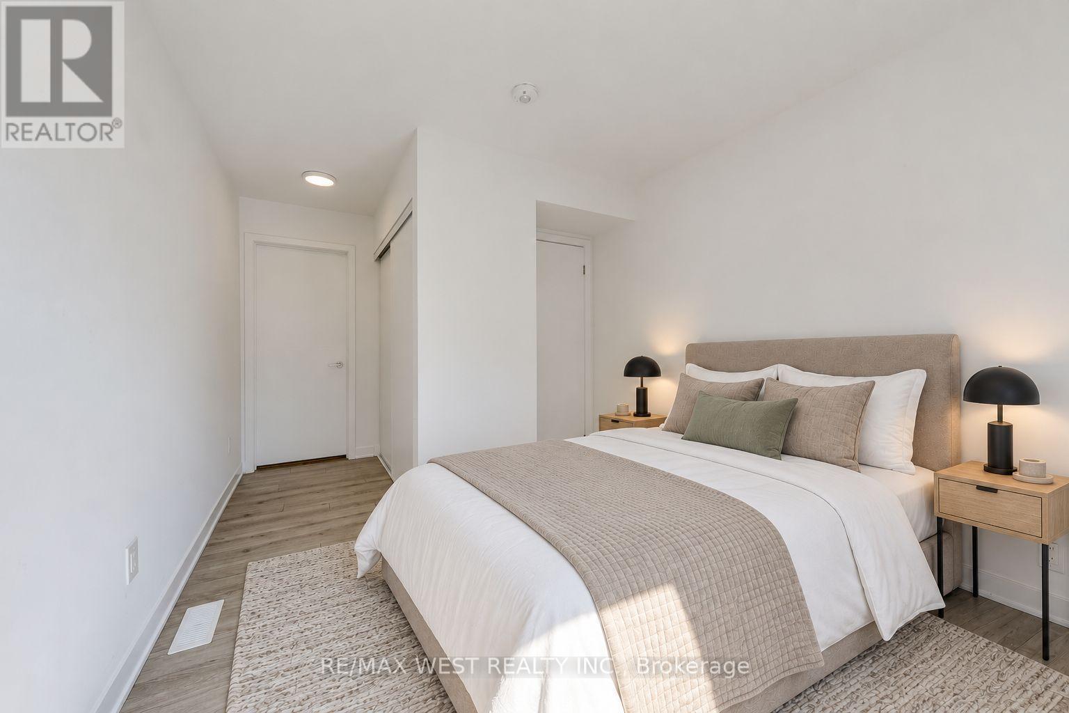 3 - 40 Ed Clark Gardens Boulevard, Toronto, Ontario  M6N 0B5 - Photo 17 - W13787204
